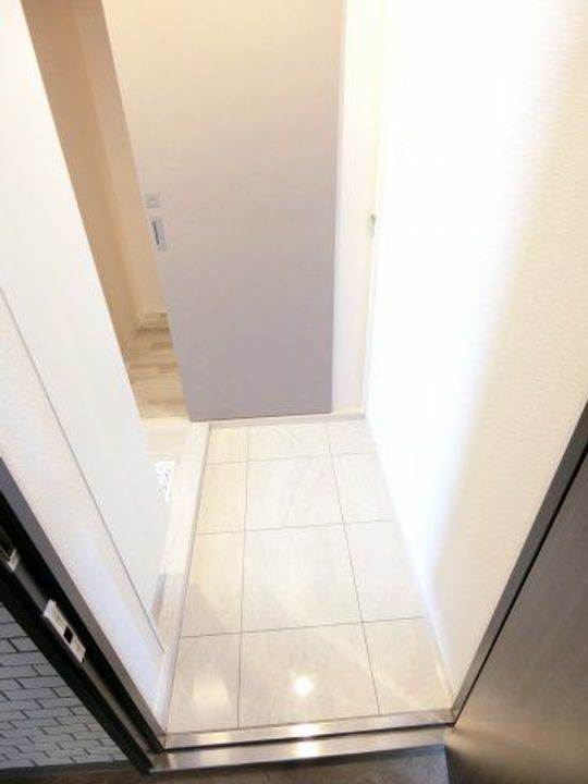 SYFORME NISHI-OIの玄関