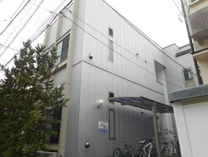 エクセルシアの外観