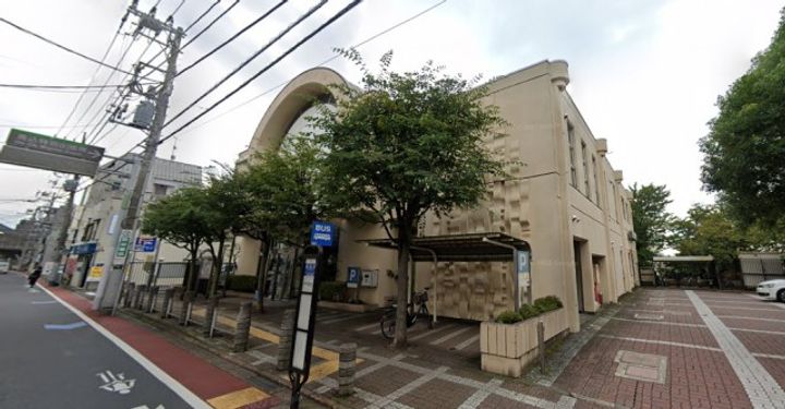 エクセルシアの周辺