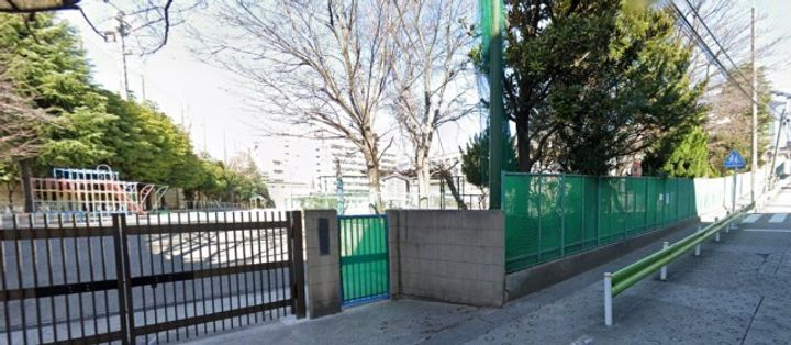 エクセルシアの周辺