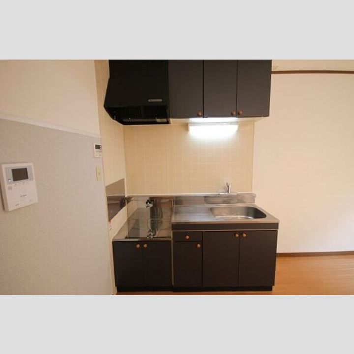 愛知県名古屋市瑞穂区陽明町1(一戸建)の賃貸物件のキッチン