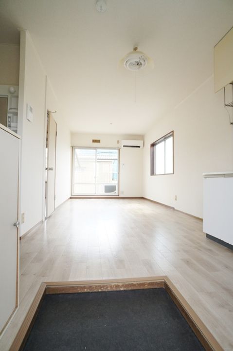 アサイハイツの玄関