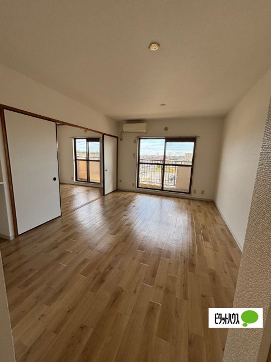 グリーンハイツ石井Dの居間