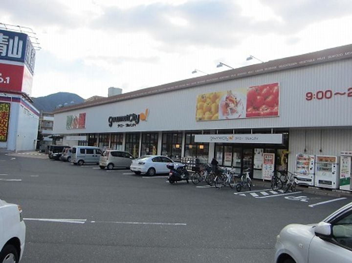 シャルム小倉中津口の周辺