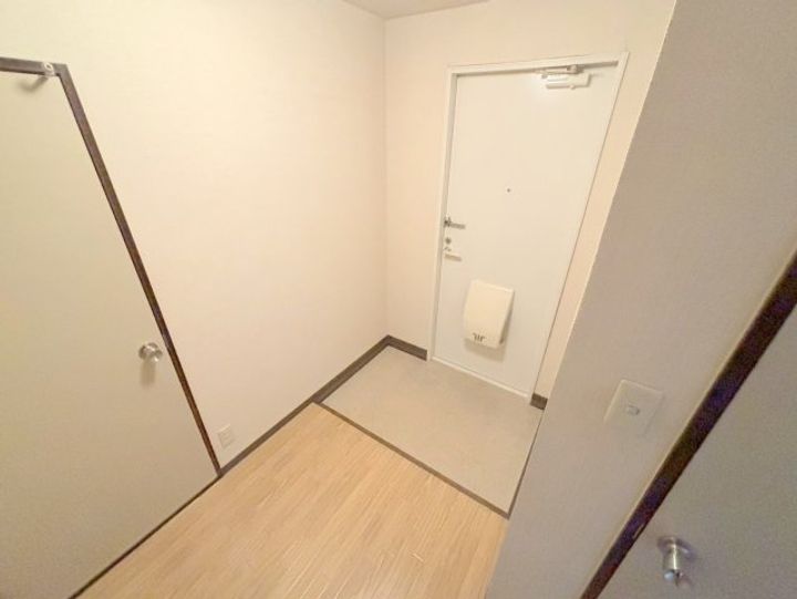 奈良県奈良市六条3(アパート)の賃貸物件の玄関