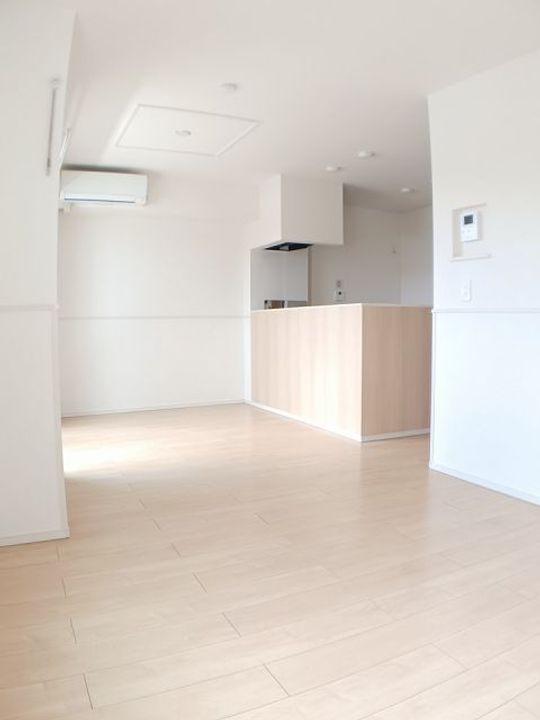 リマージュ・KIIIの居間