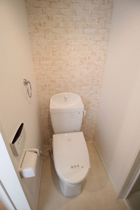 アザーレ栗谷の内装