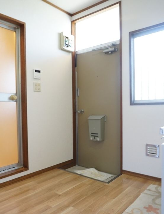 猪方ハウスの玄関