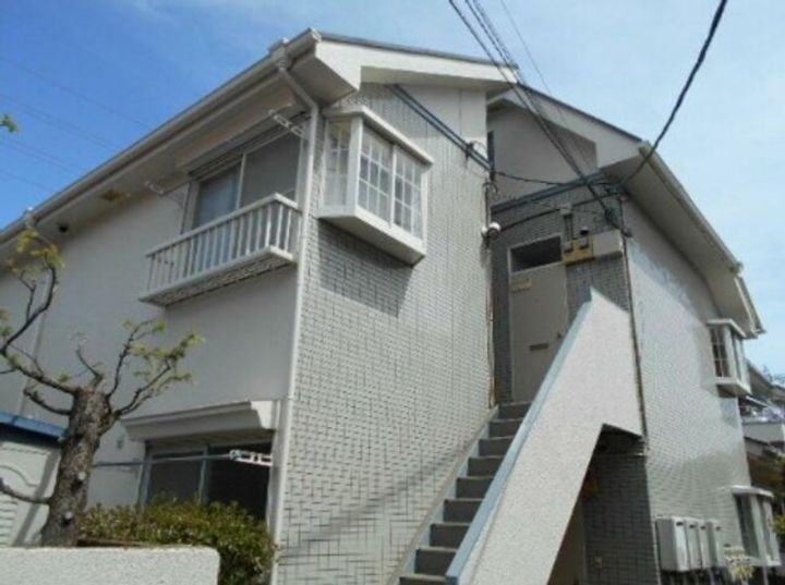 サンパレスの外観