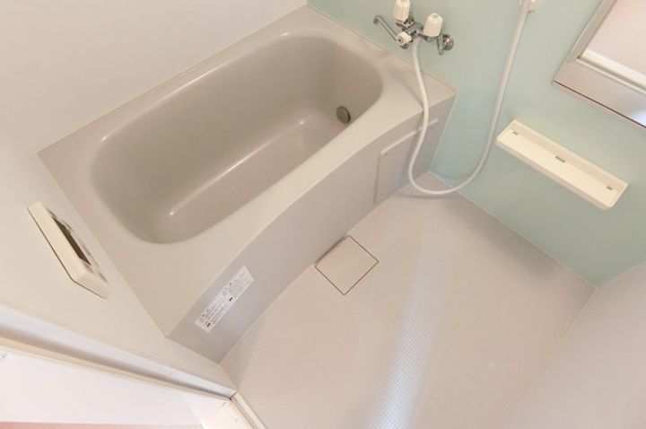 北海道岩見沢市緑町3(アパート)の賃貸物件の風呂