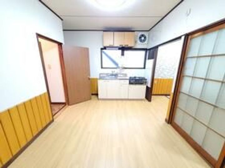 パーク稲穂の居間
