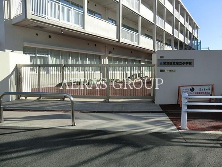 コーポレート五反野の周辺