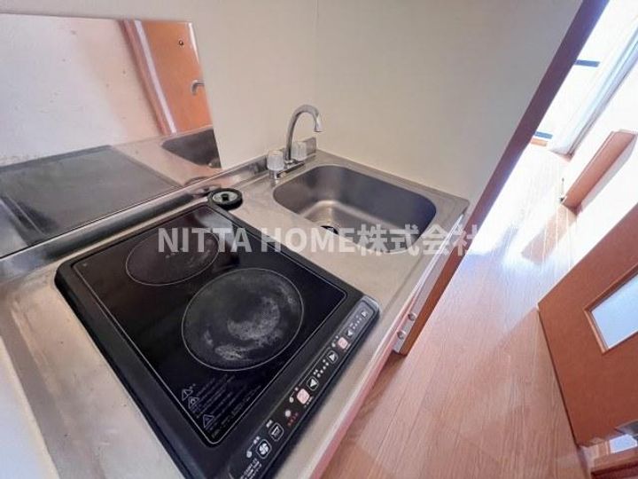 駅北ISAのキッチン