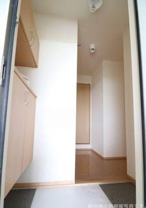 群馬県みどり市笠懸町阿左美(アパート)の賃貸物件の玄関