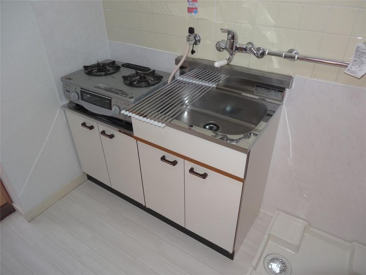 居川ビルのキッチン