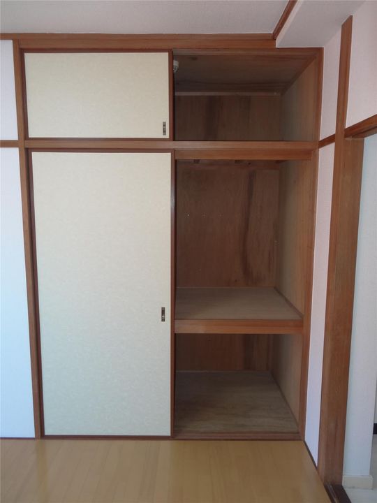 居川ビルの内装