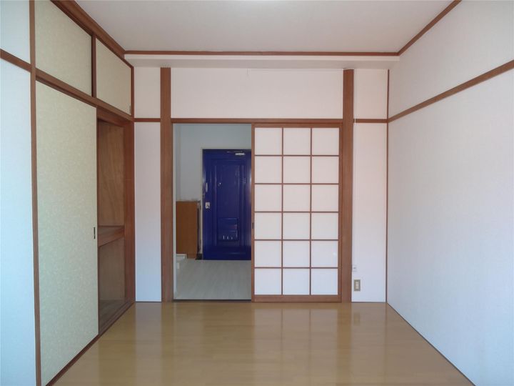 居川ビルの内装