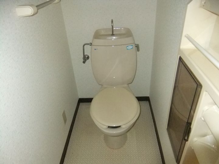 エステート皆実の内装