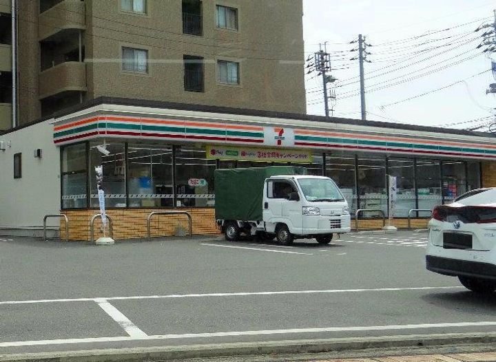 桃ヶ丘アパートB棟の周辺