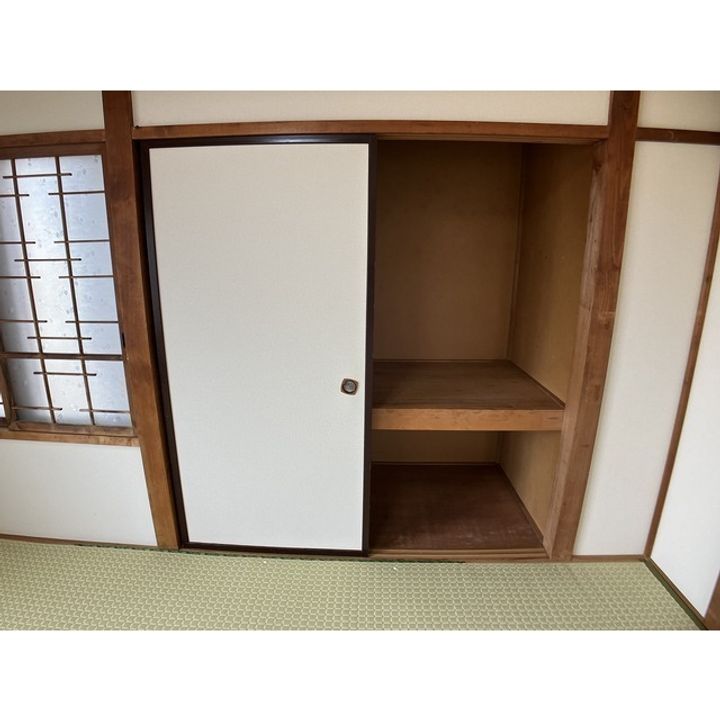 司ハイツの内装