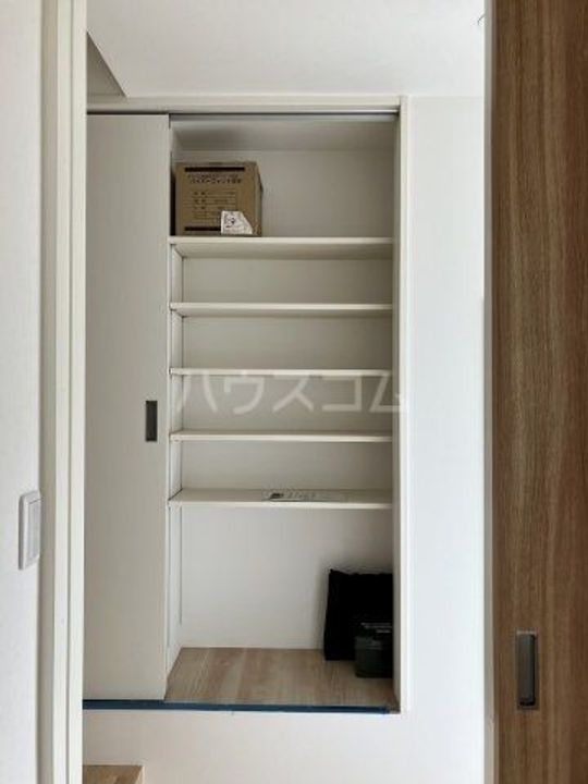 静岡県浜松市中央区富塚町(一戸建)の賃貸物件の玄関