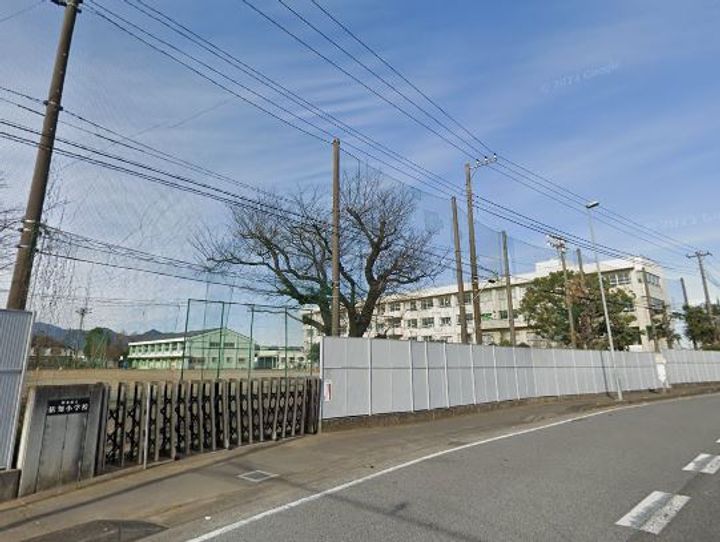 エクセルひかりの周辺