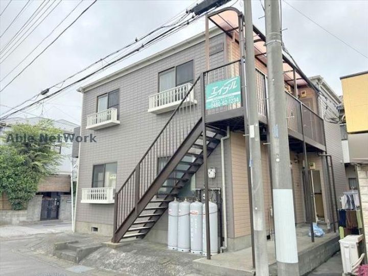 MOMOYAハイツの外観