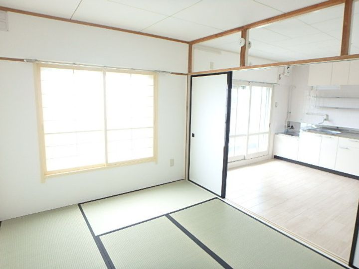 URあけぼのの内装
