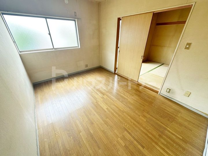 コーポエスペランサの居間