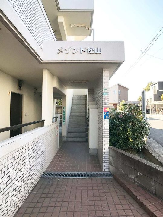 メゾン ド 松山の地図