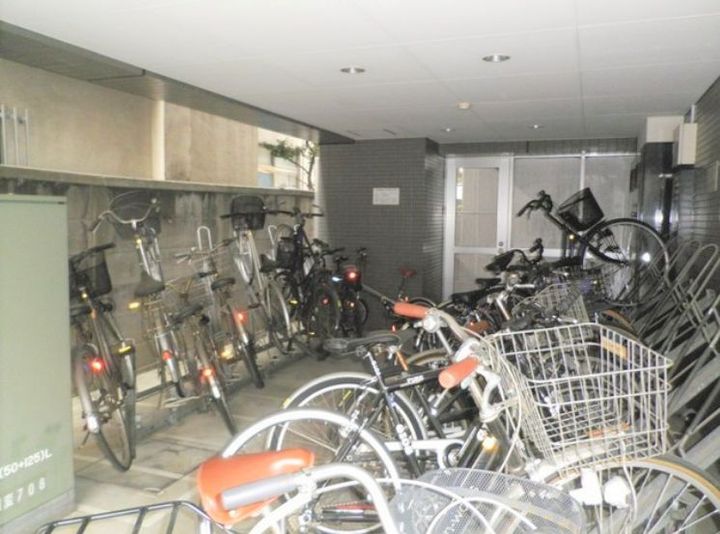 東京都文京区本駒込5(マンション)の賃貸物件の地図