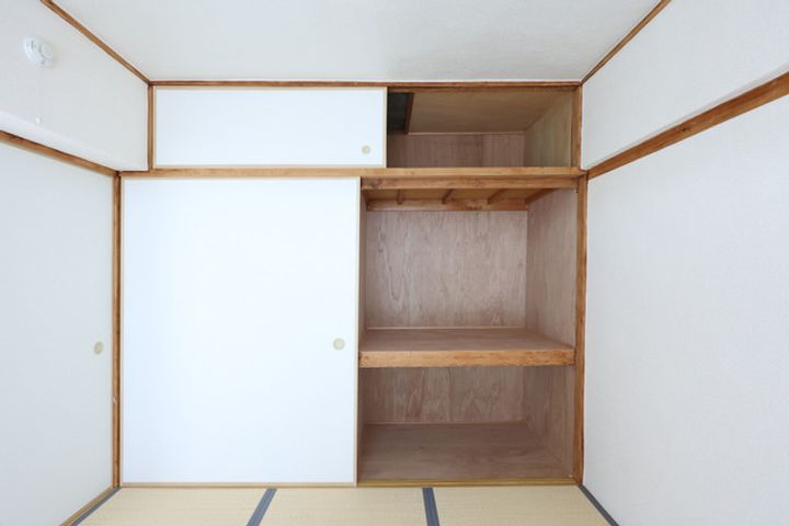 UR逆瀬川の内装