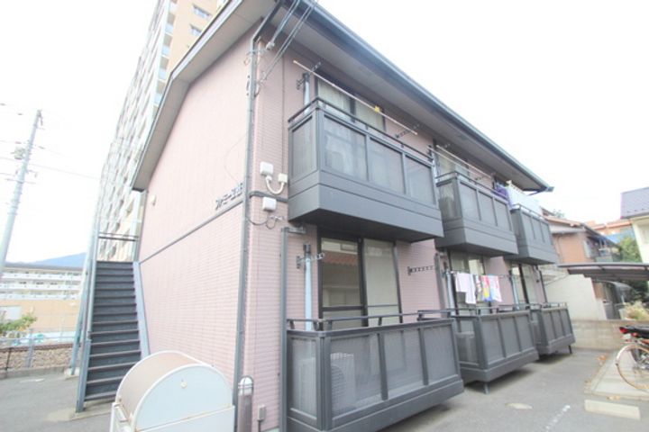 ファミーユ祇園の外観