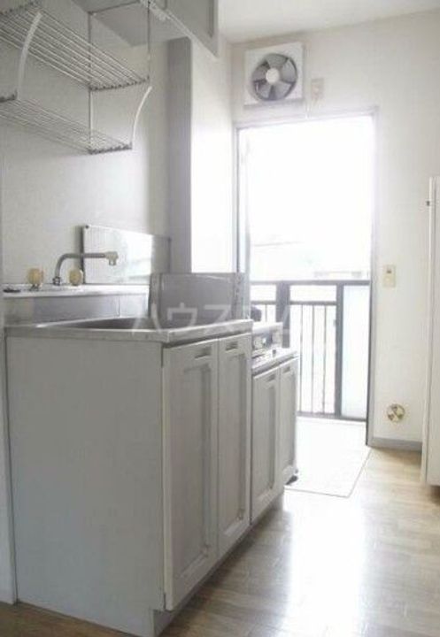 東京都府中市紅葉丘2(アパート)の賃貸物件のキッチン