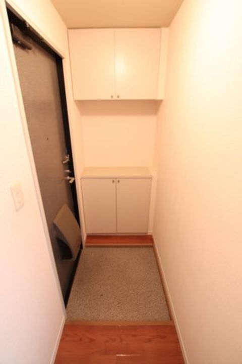 メゾン・ヒロの玄関