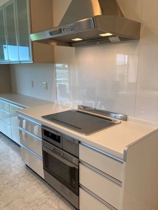 静岡県湖西市新居町中之郷(一戸建)の賃貸物件のキッチン