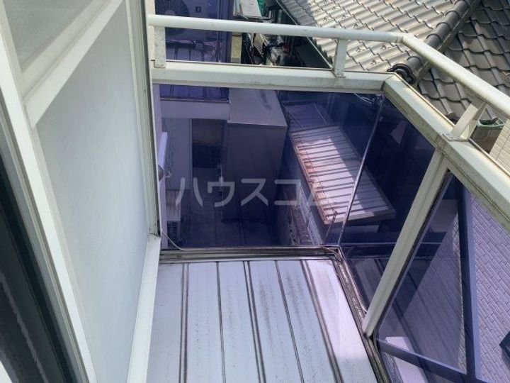 ツーステップの内装
