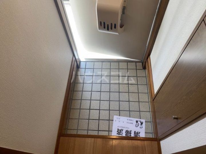ツーステップの玄関