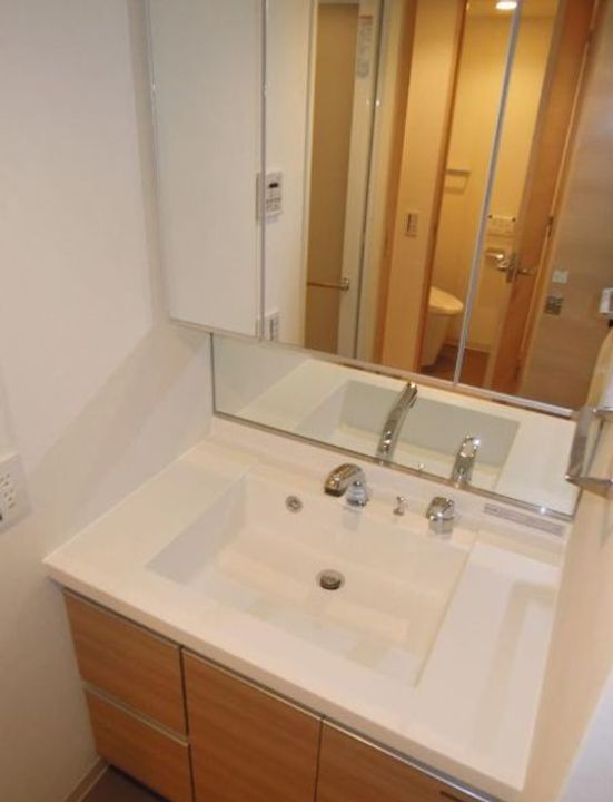 メゾンカルム市谷仲之町の内装