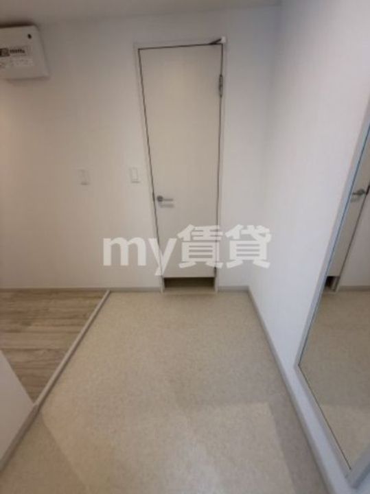 リブリ・ルービ館の玄関