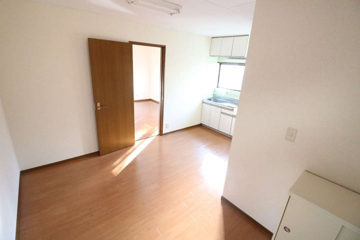 東京都世田谷区弦巻1(アパート)の賃貸物件の内装