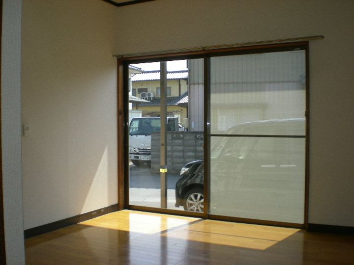 長野県千曲市大字屋代(アパート)の賃貸物件の居間