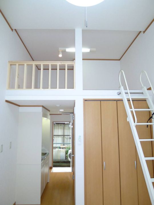 神奈川県横浜市保土ヶ谷区和田1(アパート)の賃貸物件の居間