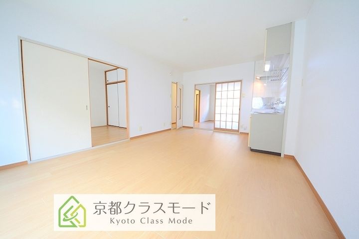 マリッチ赤池の居間