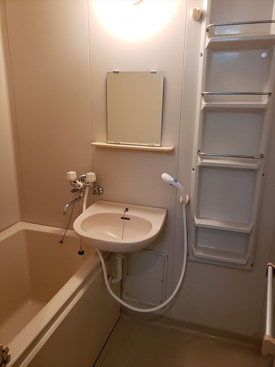 プロミネント弘前の風呂