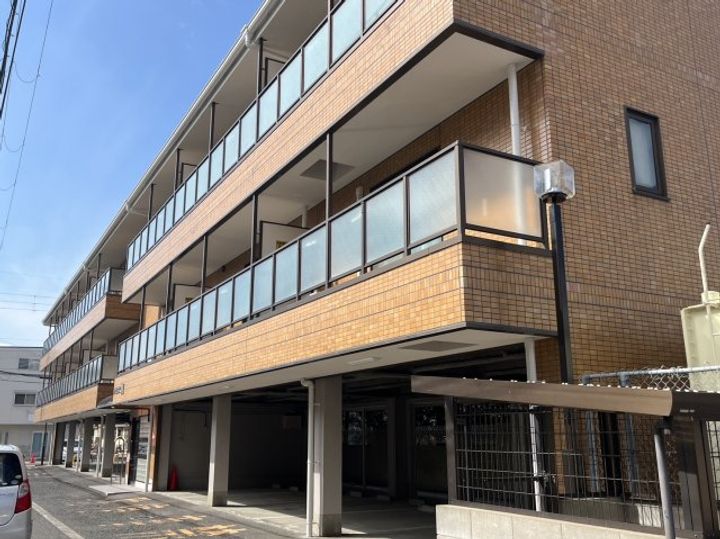 大阪府和泉市肥子町2(マンション)の賃貸物件の外観