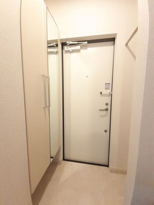 広島県福山市新涯町3(アパート)の賃貸物件の玄関