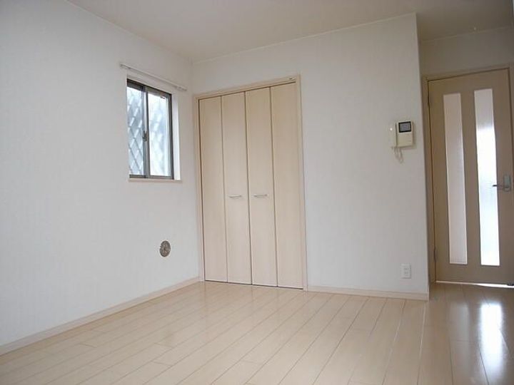 レグラス立野Iの居間