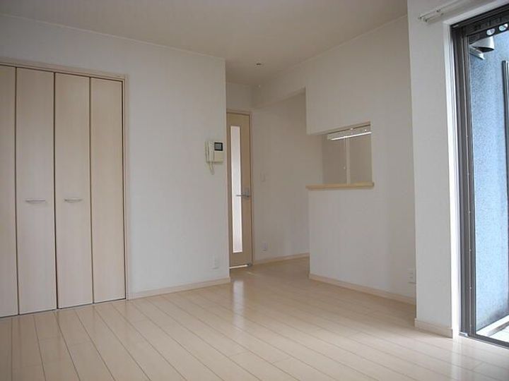 レグラス立野Iの居間