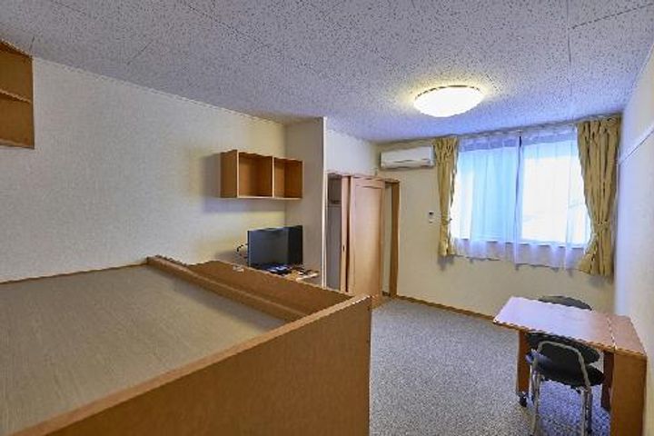 レオパレスフローラの居間